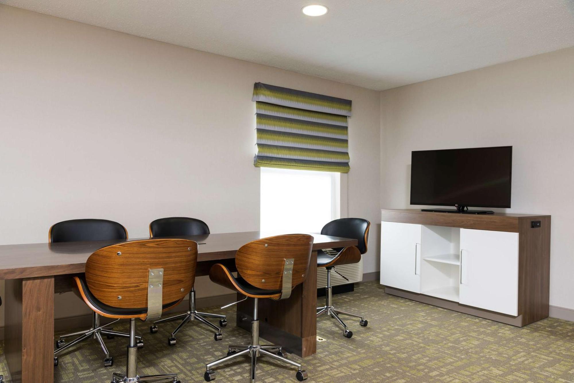 Okemos Hampton Inn & Suites East Lansing מראה חיצוני תמונה