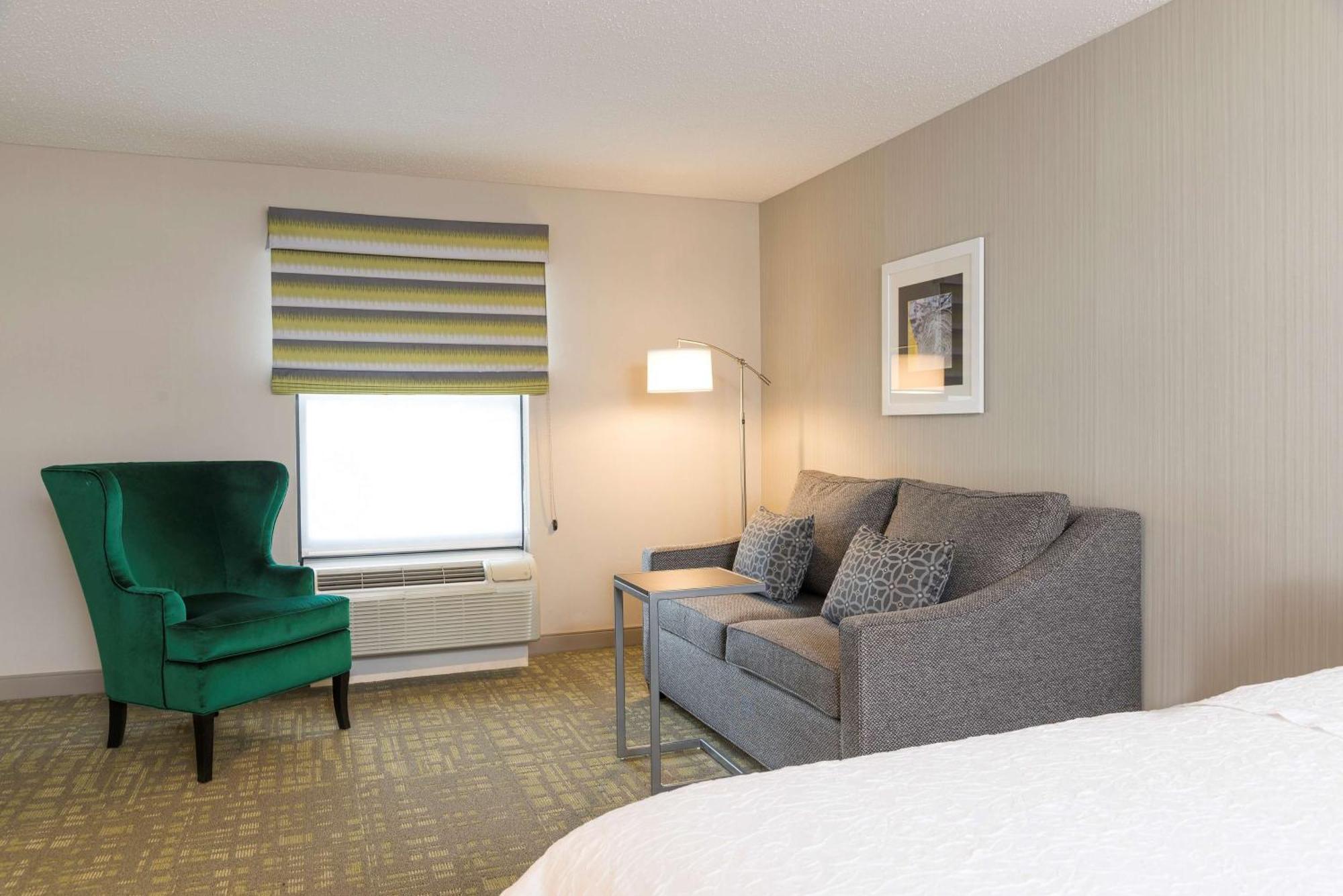 Okemos Hampton Inn & Suites East Lansing מראה חיצוני תמונה