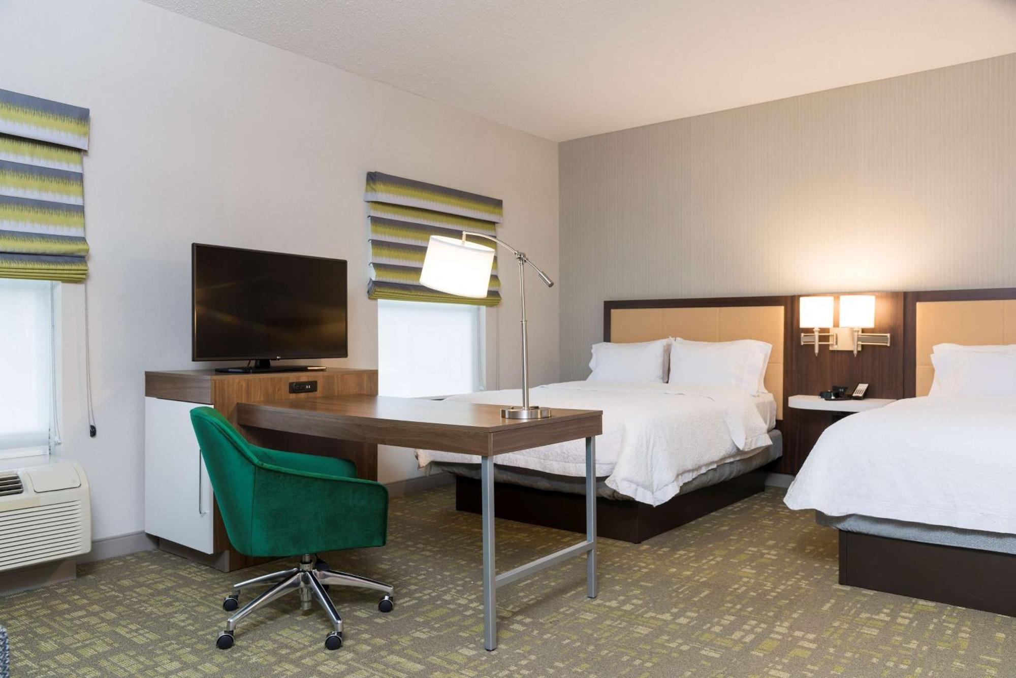 Okemos Hampton Inn & Suites East Lansing מראה חיצוני תמונה