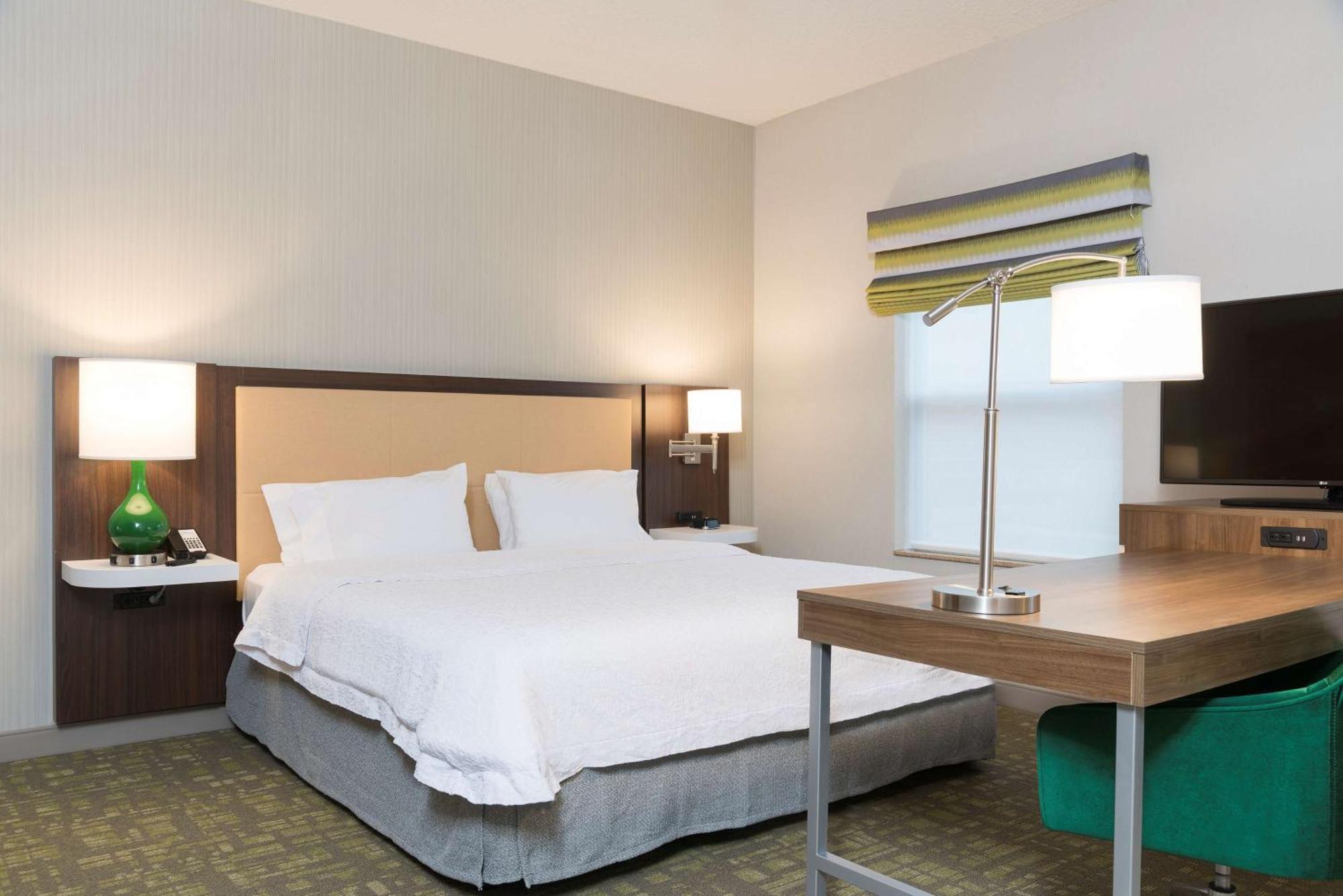 Okemos Hampton Inn & Suites East Lansing מראה חיצוני תמונה